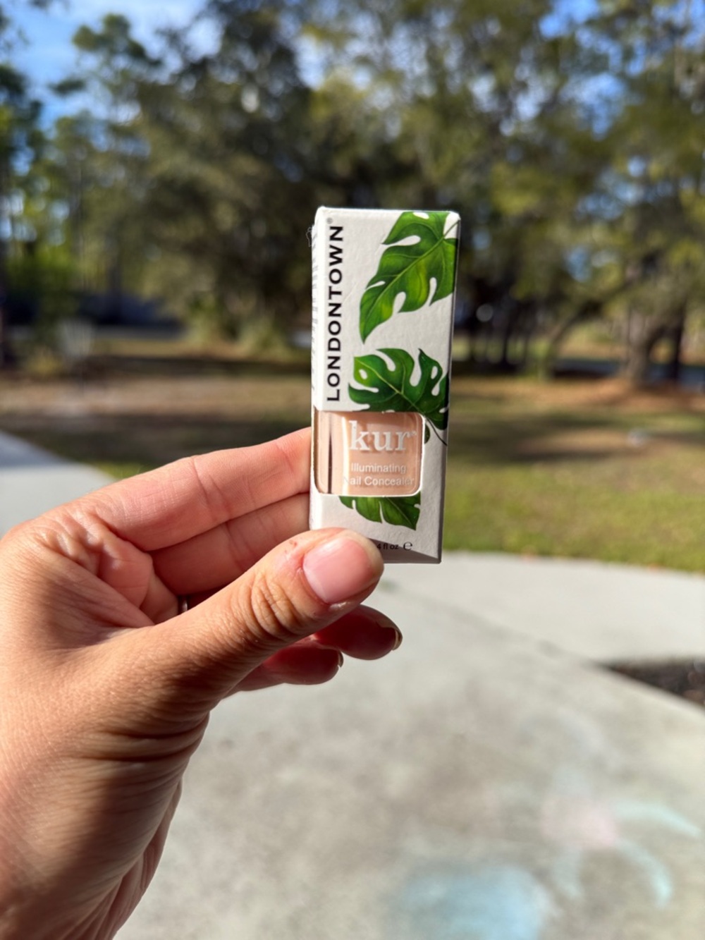 Kur Illuminating Nail Concealer - Nude by Londontown